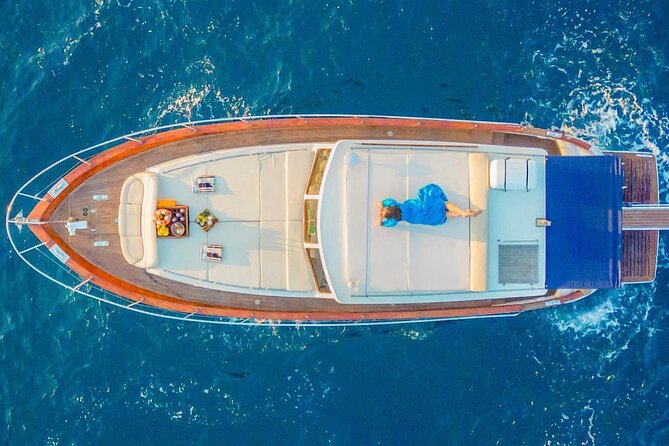 Guided Day by Boat to the Secrets of the Island of Capri - Accessibility Information