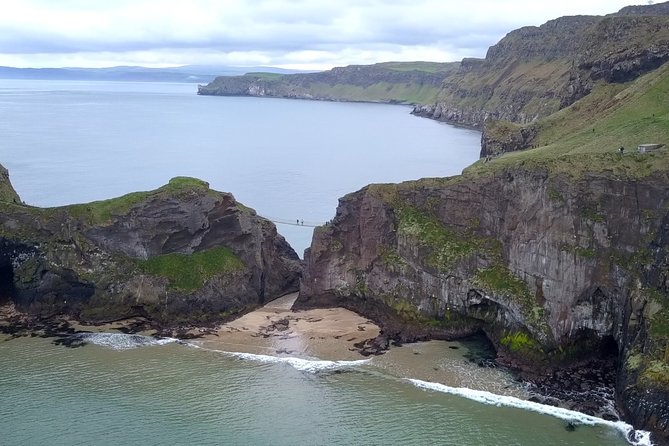 Guided Day Tour of Giants Causeway From Belfast by Comfortable Coach - Meeting and End Points