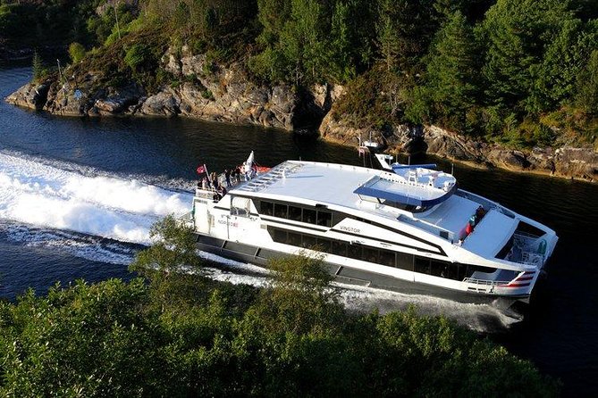 Guided Day Tour to Flåm - Grand Sognefjord Cruise & Flåm Railway - Meeting and End Points
