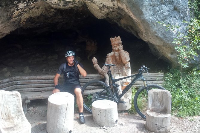 Guided E-Bike Tours With a Local Guide/Tips & Tricks for Your Riding Technique! - Staying Hydrated and Energized During Rides