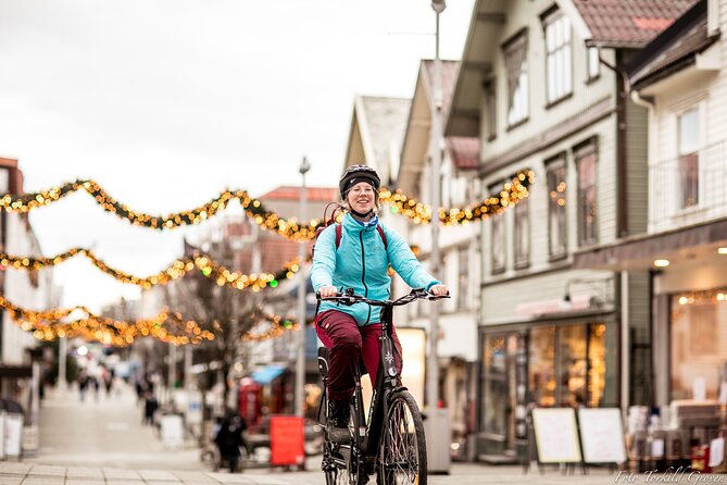 Guided El-Bike Tour in the City of Haugesund and Coastal Path - Meeting Point and Logistics