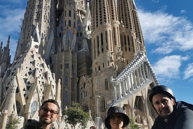 Guided Electric Scooter Tour in Barcelona - Guided Tour Experience