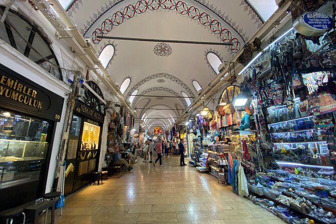 Guided Exclusive Half D.Tour: Blue Mosque, Hagia Sophia, Basilica - Booking Information