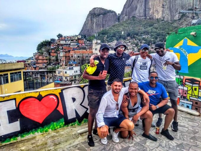 Guided Excursion: Get to Know Rocinha - Capturing Stunning Photographs