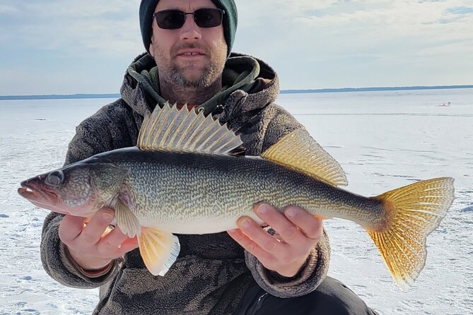 Guided Fishing Adventures in Castle Rock Lake - Schedule and Availability