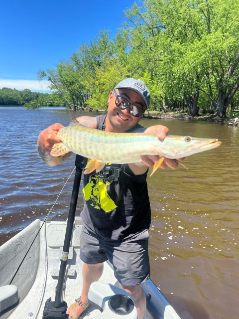 GUIDED FISHING: Smallmouth Bass Drift Boat Float Trip - Recommended Gear and Attire