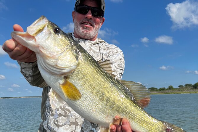Guided Fishing Trip on Canyon Lake - Meeting and Pickup Logistics
