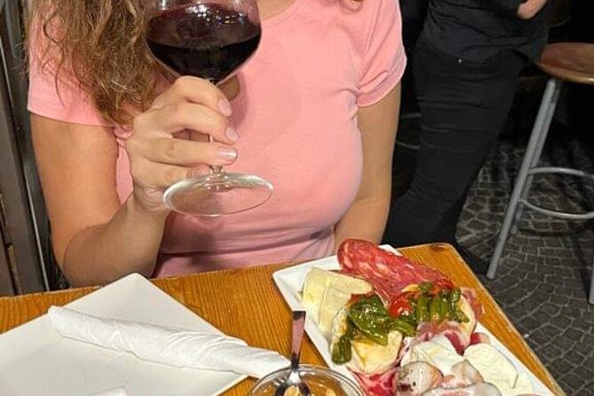 Guided, FUN Wine Tasting With Trivia Games, Napoli - Local Wines and Bruschetta Tasting