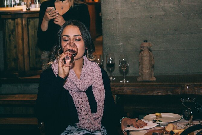 Guided, FUN Wine Tasting With Trivia Games, Napoli - Guided Tour of Gesu Square