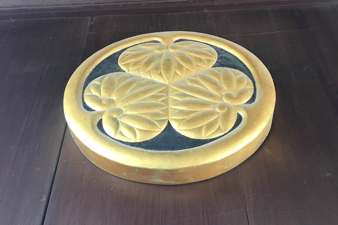 Guided Half-day Tour (AM) to Nagoya Castle & Tokugawa Museum and Garden - History and Architecture of Hommaru Palace