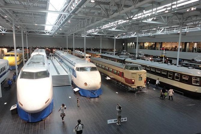 Guided Half-day Tour(PM) to Nagoya Castle and Modern Technology at SCMAGLEV - Unveiling Railway Secrets