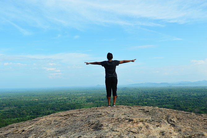 Guided Hike & Picnic With an Amazing View on Pidurangala Rock - Physical Fitness Requirements