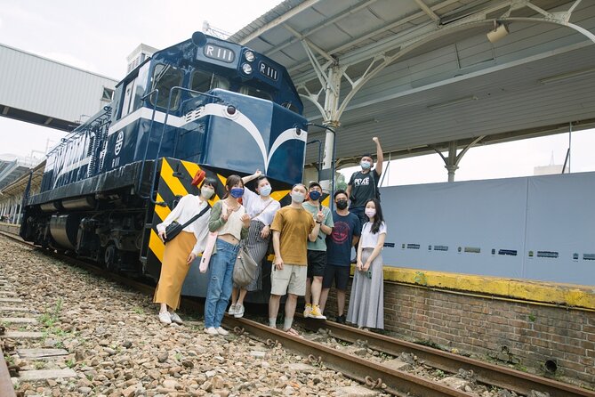 Guided Historical Tour in Taichung With Suncake DIY Experience - Positive Customer Experiences and Insights
