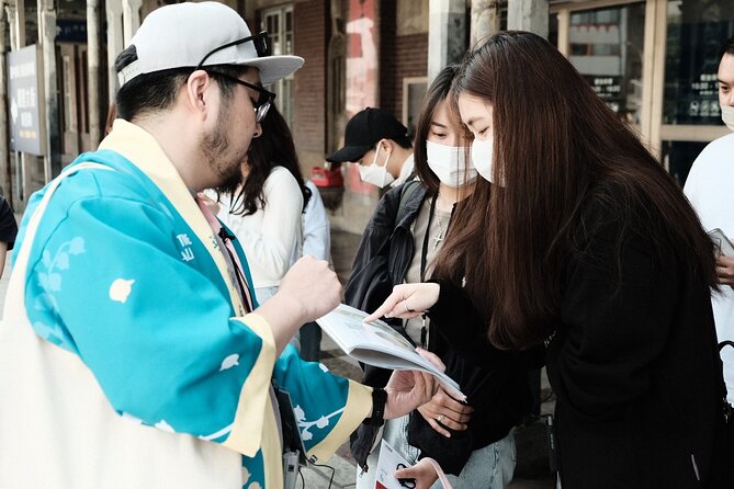 Guided Historical Tour in Taichung With Suncake DIY Experience - Suncake DIY: A Taiwanese Tradition
