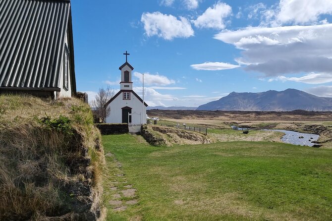 Guided Historical Turf Farm Tour at Keldur - Tour Operation Details