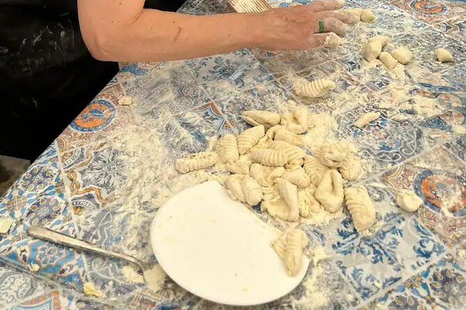 Guided Italian Cuisine Lesson in Minori on the Amalfi Coast - Accessibility and Inclusions