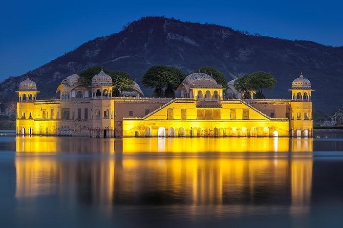 Guided Jaipur Tour by Day & Night With Traditional Indian Dinner - Traditional Indian Dinner