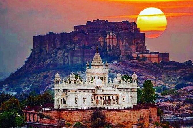 Guided Jodhpur City Day Tour From Jaipur With Lunch & Entry - Admire the Stunning Toorji Ka Jhalara