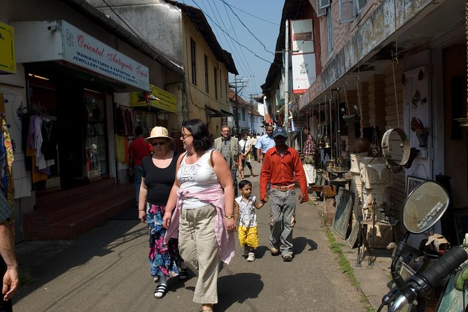 Guided Kochi Heritage Tour 3 Hrs. for Fascinating Insightful - Booking Information