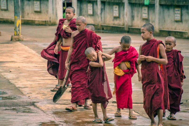 Guided Kora Circuit & Walking Tour Around McLeod Ganj - Experience Highlights