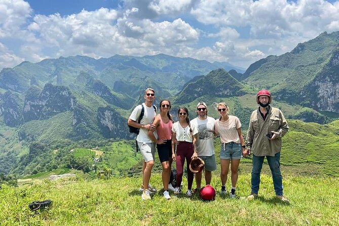 Guided Multi-2d/ 3d/ 4D Motorbike With JASMINE Tour in Ha Giang - Day 1 Itinerary