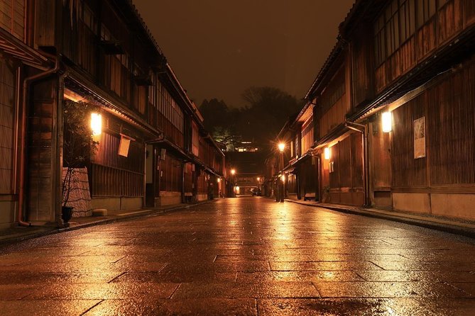 Guided Night Tour to Feel the Samurai Culture in Kanazawa - Meeting Point and Access