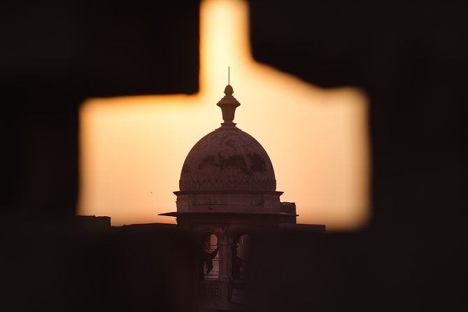 Guided Night Walking Tour in New Delhi - Explore the Best Nightlife With a Local - Engaging With Friendly Storytellers and Locals
