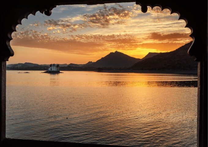 Guided Night Walking Tour in Udaipur- Guided Walking Tour - Booking and Cancellation Policy