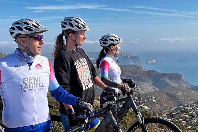 Guided One-Day Tour With Ebike and Kayak in Granadella Moraig - Reviews Overview