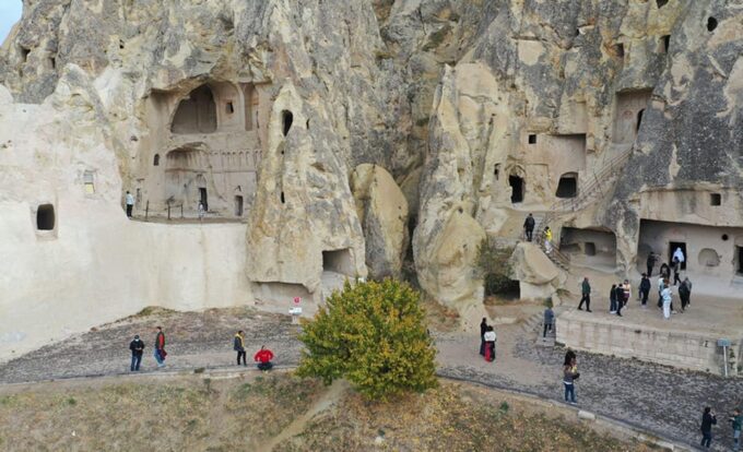 Guided Red Tour With Lunch & Entrance Fees - Avanos Visit