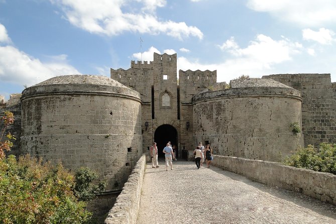 Guided Rhodes City by Night With Lunch & Live Greek Music - Tour Overview and Details