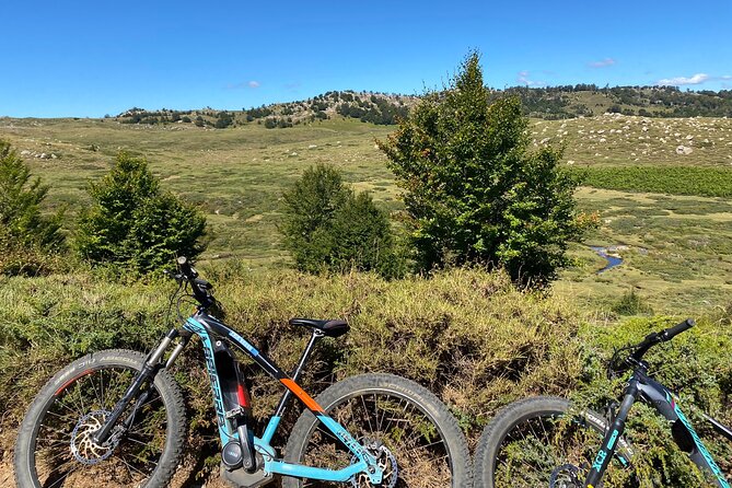 Guided Ride on the Plateau Du Coscione by Electric Mountain Bike - Included Equipment and Amenities