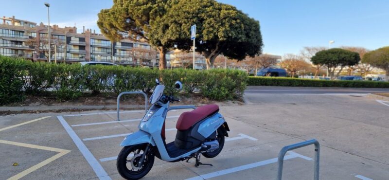 Guided Scooter Tour 125 From Cambrils to the Red Hills, 2 Hours With Pickup - Highlights of the Guided Scooter Tour