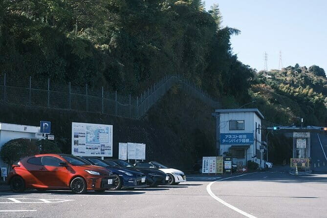 Guided Self Drive Up to 4 JDM Car Tour to Hakone and Daikoku PA - Who Should Consider This Tour?