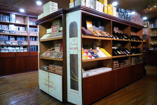 Guided Shopping Tour to WordMart Souvenirs - Round Trip Transport - Transportation and Convenience