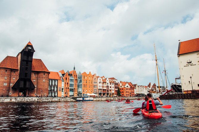 Guided Sightseeing Kayak Tour at Gdansk - Key Points