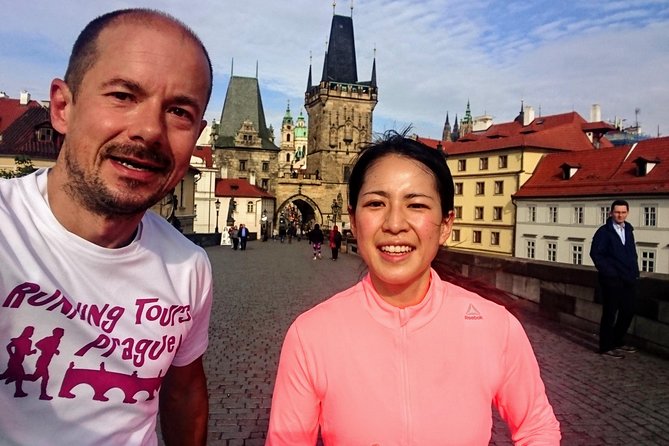 Guided Sightseeing Running Tour in Prague (9-12K) - Meeting and Pickup