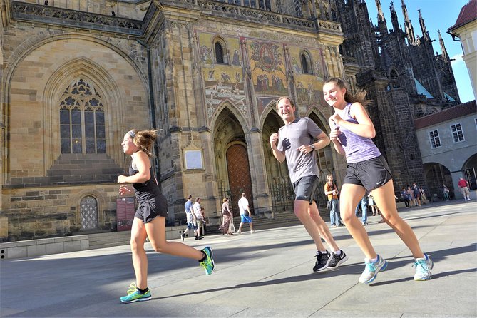 Guided Sightseeing Running Tour in Prague (9-12K) - What to Expect
