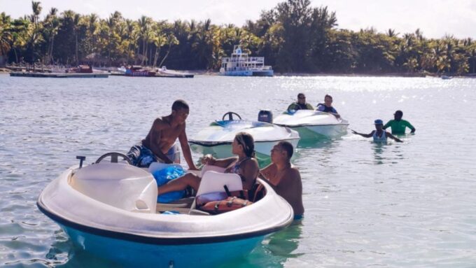 Guided Speedboat Experience on the Coast: Punta Cana - Departure and Return