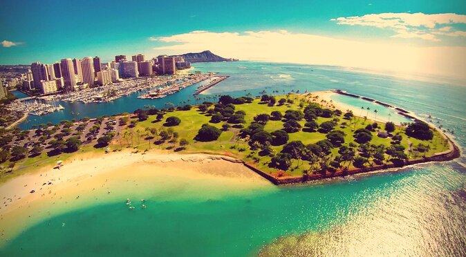 Guided Street Art Hoverboarding Tour of Kakaako, Magic Island, Ala Moana & More - Key Points