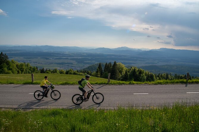 Guided Sunset Private Tour at Krvavec Mountain - Meeting and Pickup Details