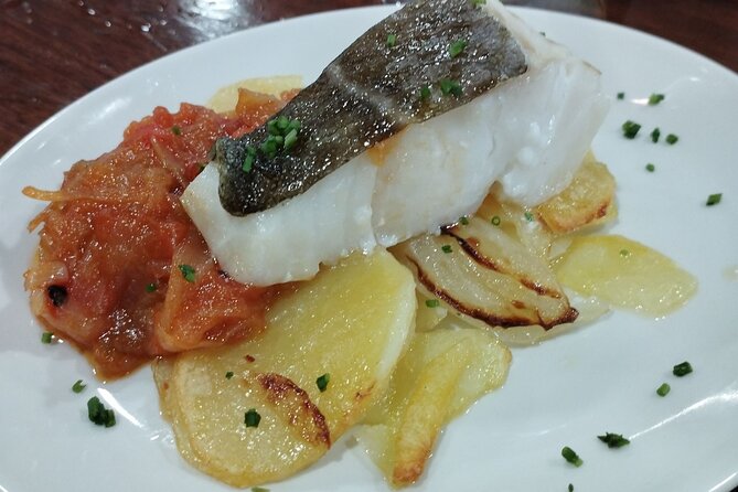 Guided Tapas Tour Hondarribia From Hendaye With Food and Drinks - Included Drinks and Dessert
