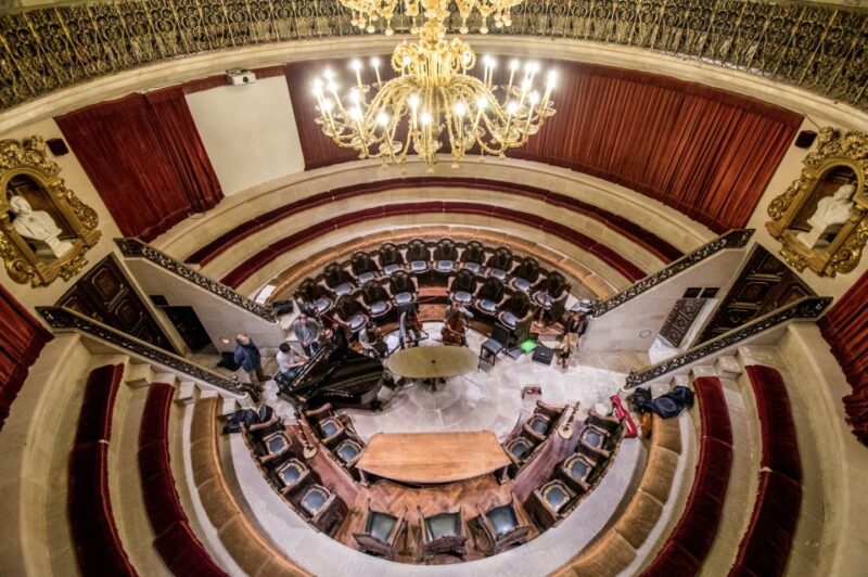 Guided Tour at Catalonias Royal Academy of Medicine - Key Points