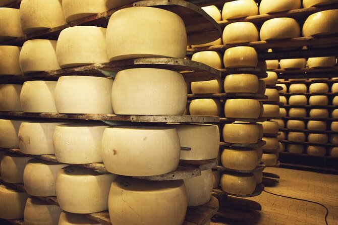 Guided Tour at the Cheese and Ham Factory in Parma - Meeting and Pickup Details