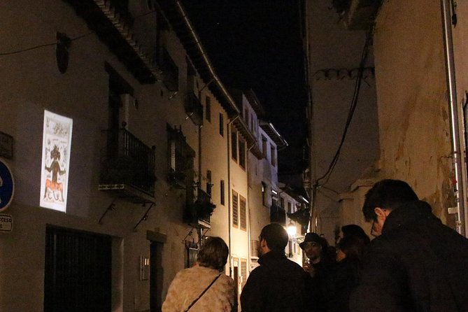 Guided Tour Conspiracy in the Albaicín - Support