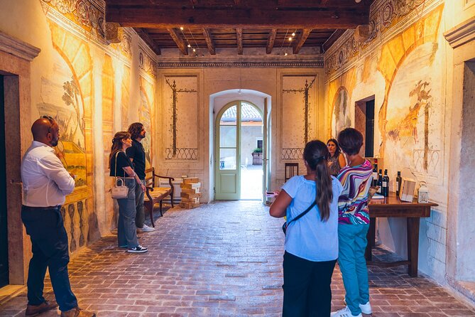 Guided Tour in a Venetian Villa With Valpolicella Wine Tasting - Key Points