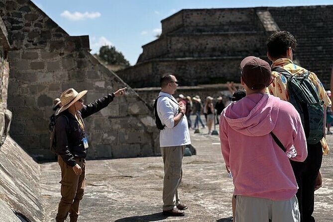 Guided Tour in Teotihuacan with Cave Breakfast and Transportation - Exploring Teotihuacan: Pyramid Climbing and Guided Insights