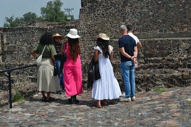 Guided Tour in Teotihuacan with Cave Breakfast and Transportation - Critical Considerations and Traveler Tips