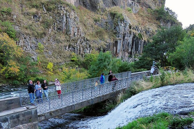Guided Tour: Khor Virap, Noravank Monastery, Areni, Jermuk - Areni Wine Region
