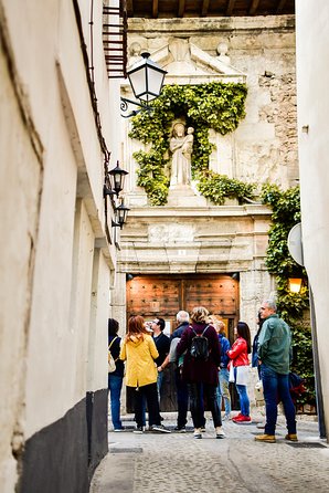 Guided Tour - Medieval Basin + Monuments - Cuenca Cathedral